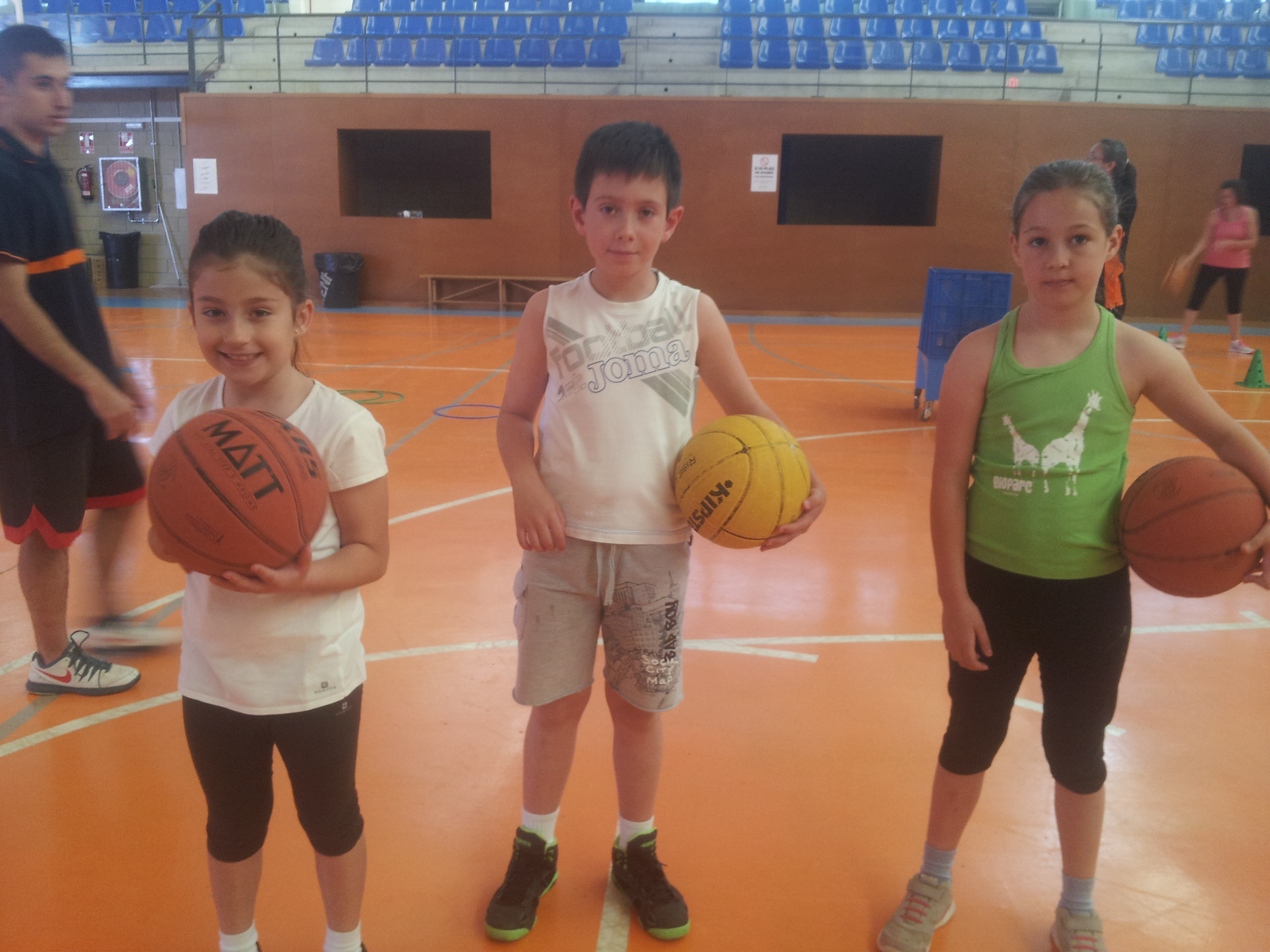 Club Bàsquet Bellpuig. Temp.2014-2015. Jornada portes obertes escola