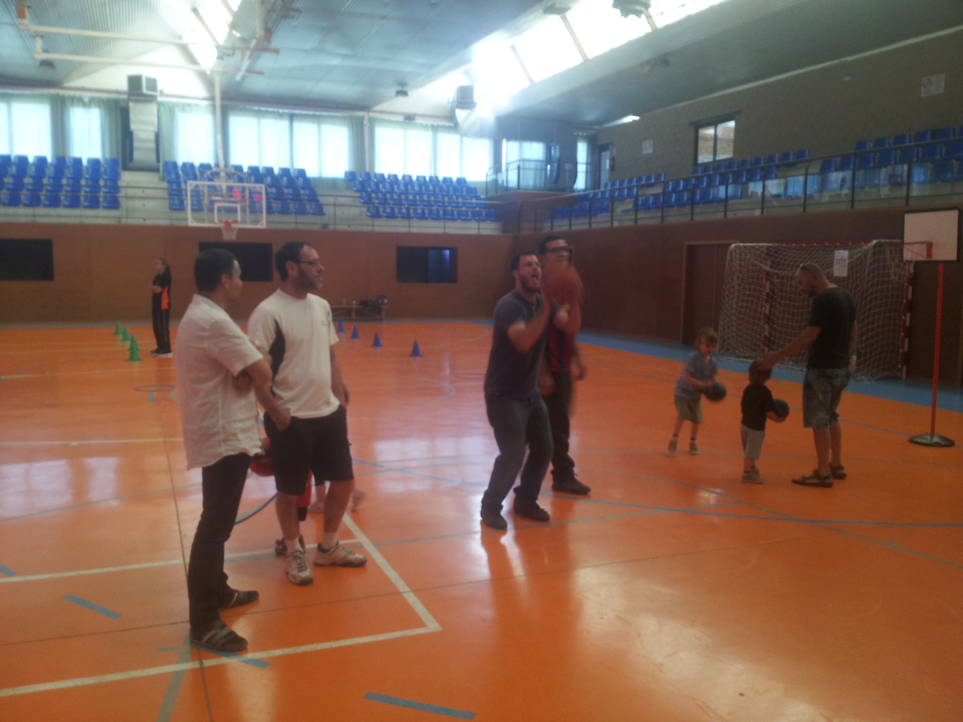 Club Bàsquet Bellpuig. Temp.2014-2015. Jornada portes obertes escola