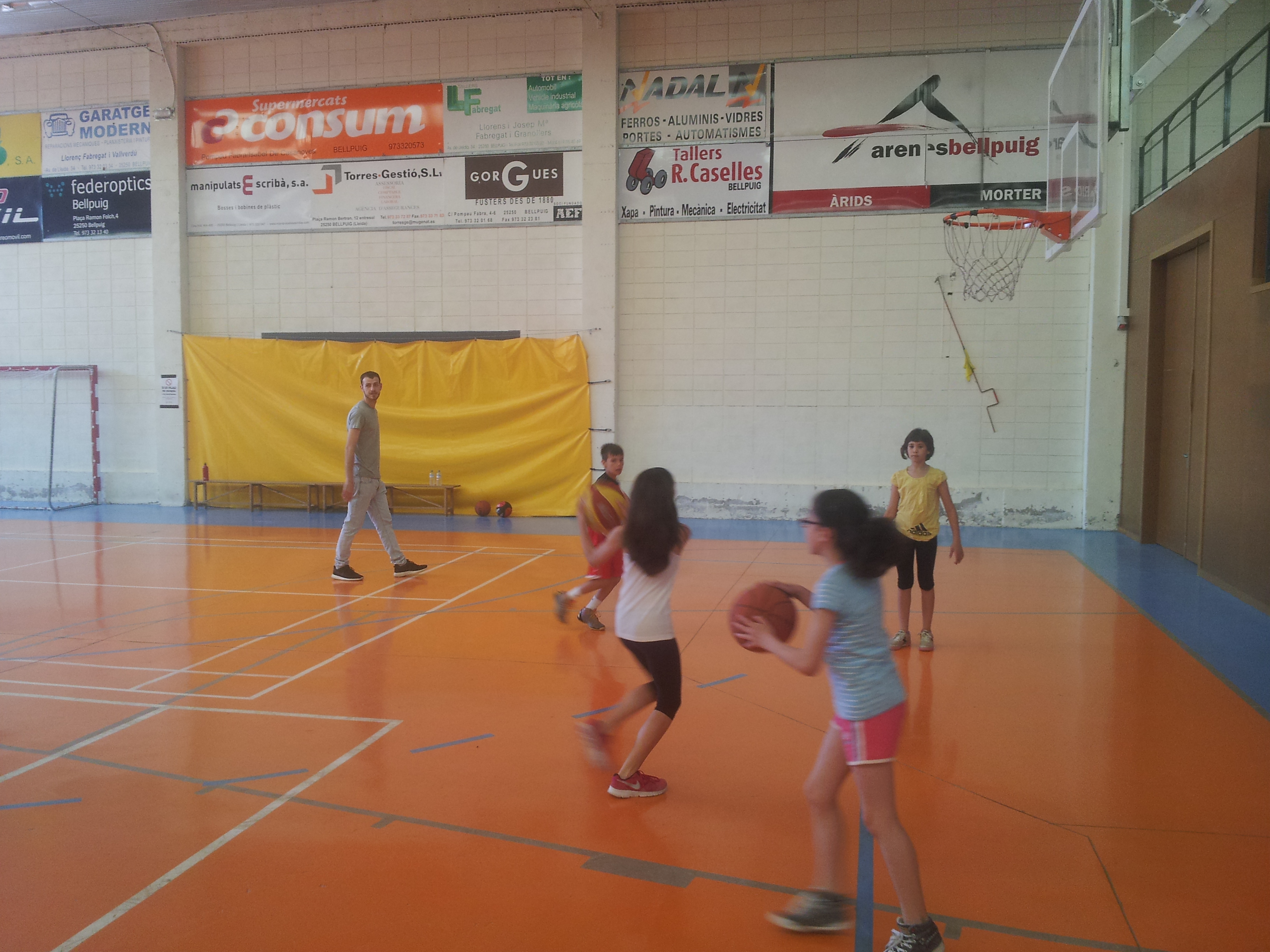 Club Bàsquet Bellpuig. Temp.2014-2015. Jornada portes obertes escola